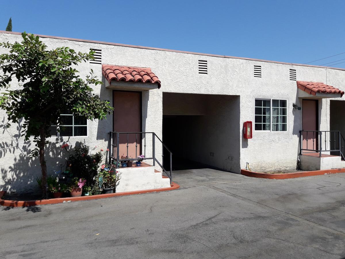 World Motel Lynwood Exterior photo