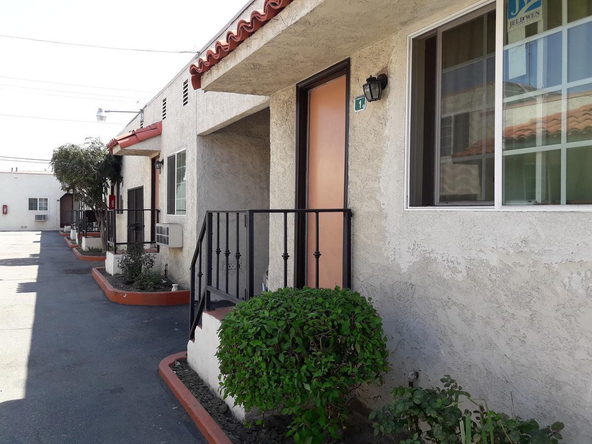 World Motel Lynwood Exterior photo